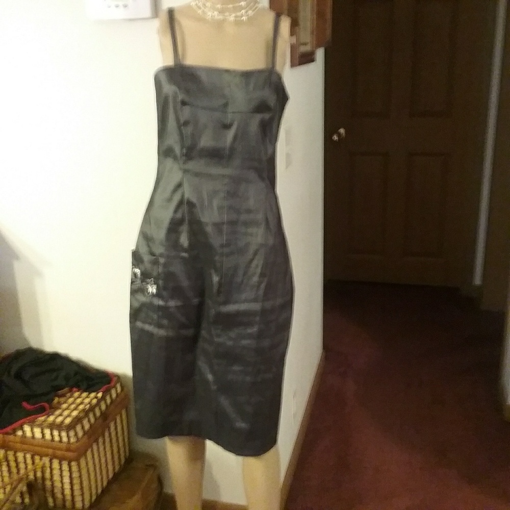 Nearly new dress